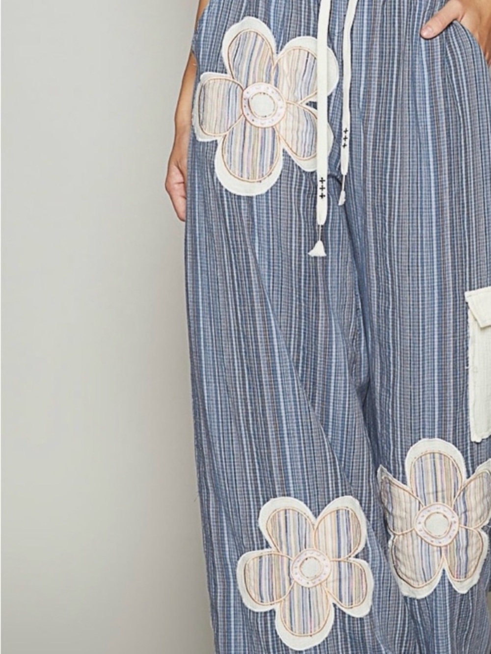 332. POL Blue Floral Wide-Leg Jumpsuit Pants - Picture 4 of 4